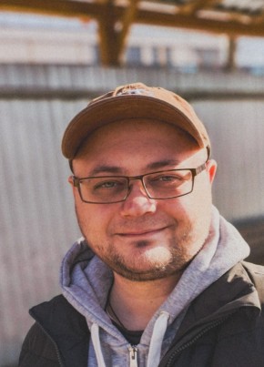 Oleg, 36, Russia, Moscow