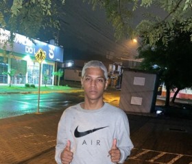 Davi, 20, Joinville
