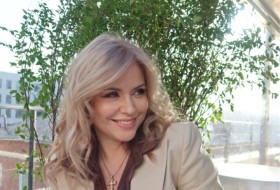 Yuliya, 55 - Just Me