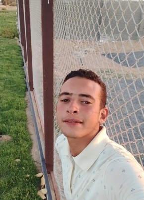احمد, 18, Egypt, Al Minya