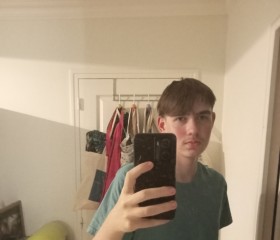 Oscar, 19, Rennes