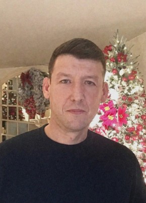 Александр из Красноярска 48 лет