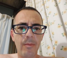 Sebastiano, 43, Catania