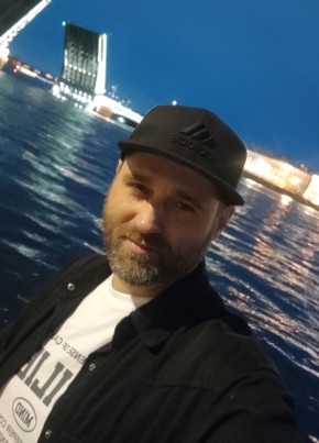 Максим из Магадана 41 год