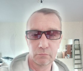 Анатолий, 54 года, Березовский