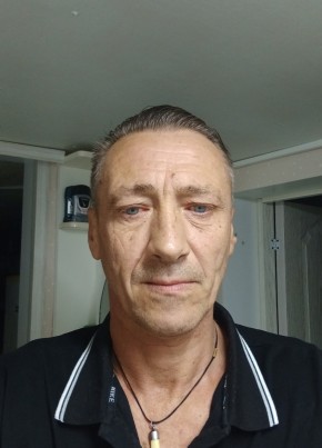 Сергей из Крымска 49 лет