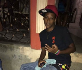 Sterling, 21, Madrid