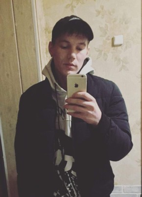 Иван, 28, Россия, Фролово