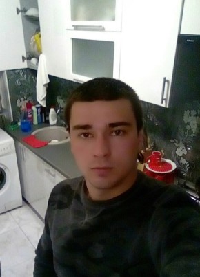 Олег, 29, Россия, Брянск