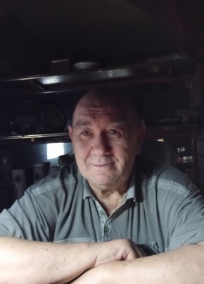 Александр из Шахты 62 года