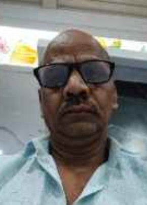Ashok Joshi, 51, India, Gevrai