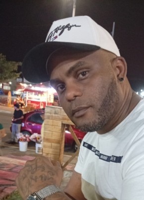 Javier, 29, Ecuador, Playas