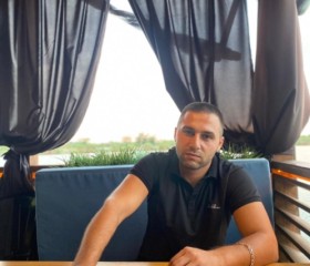 Emir, 30, Simferopol