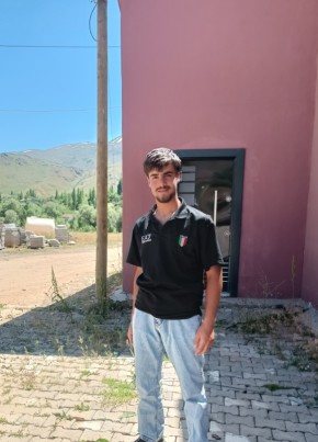 Kral из Hizan 28 лет