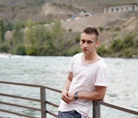 Вадим, 22 года, Санкт-Петербург