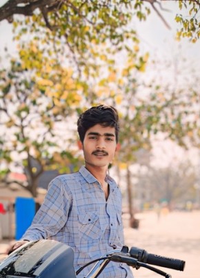Abhi, 21, India, Ghāzīpur