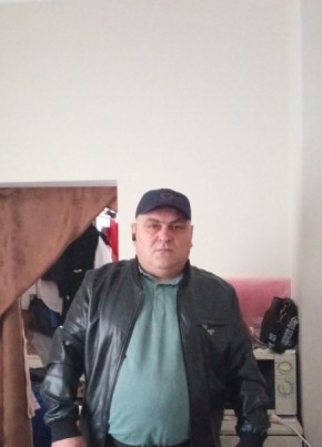Аслан из Владикавказа 45 лет