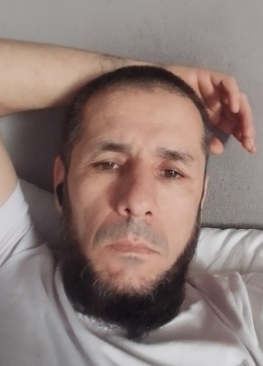 Аюб из Зеленограда 43 года