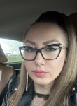 Liliya, 40, Saint Petersburg