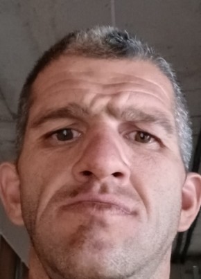 Иван, 37, Република България, София