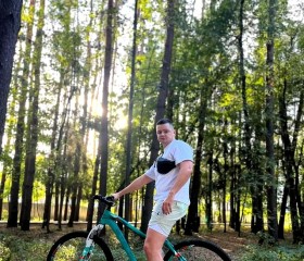 Timur Sinitsyn, 38, Yekaterinburg