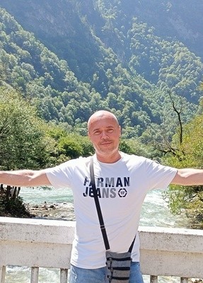 Владимир, 41, Россия, Астрахань
