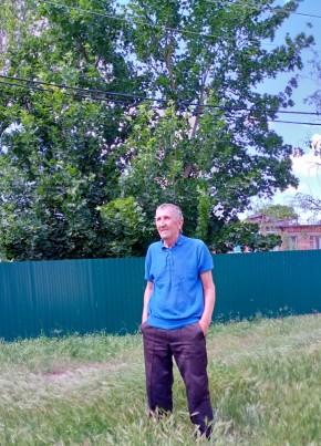 Сергей из Ейска 71 год