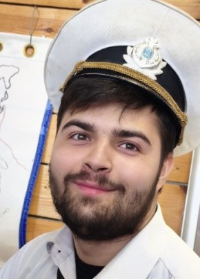 Влад из Керчи 18 лет