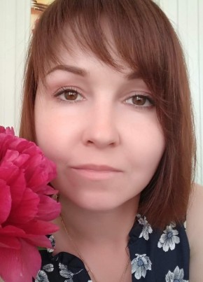 Лилия, 35, Россия, Саратов