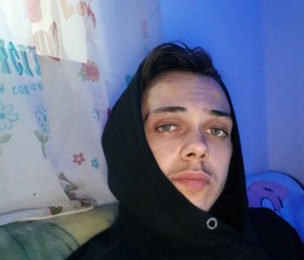Adam, 18, Budapest