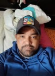 Carlos, 41, Lima