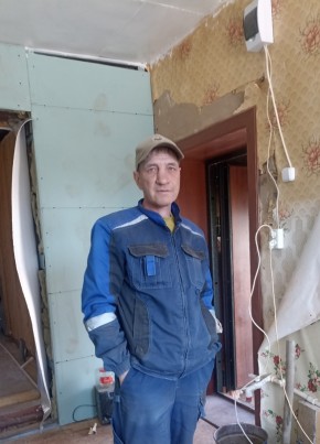 Oleg, 47, Russia, Bugulma