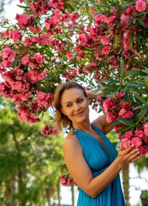 Natali, 40, Russia, Moscow