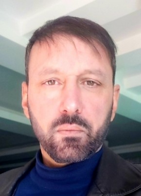 Z.ylm, 42, Türkiye Cumhuriyeti, Muratpaşa