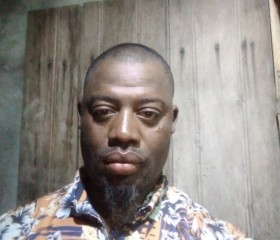 Laundry, 39, Douala