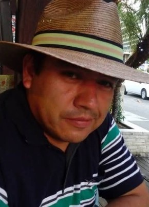Victor из Santa María Chimalhuacán 49 лет