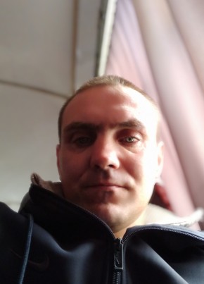Алексей, 32, Россия, Уват