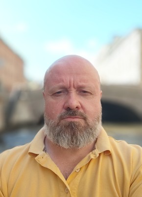 Дмитрий из Подольска 49 лет