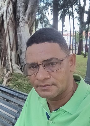 Jose из Santiago de los Caballeros 20 лет