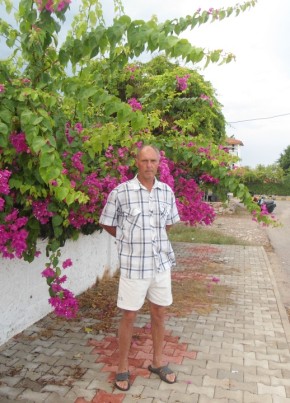 Олег, 75, Россия, Тверь