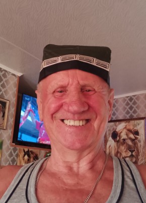 Николай из Воронежа 62 года