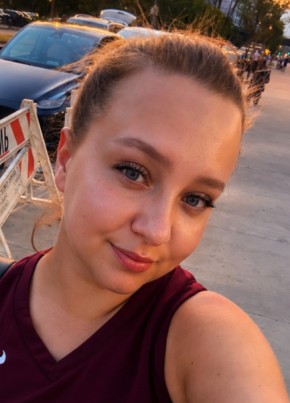 Marina из Brooklyn 23 года