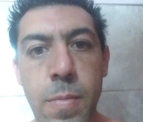 Leonel, 37, Bell Ville