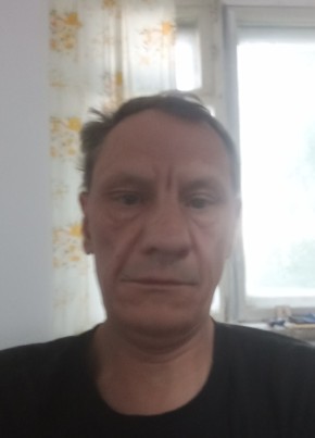 Максим из Сланцы 48 лет