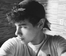Lucas, 20, Goya