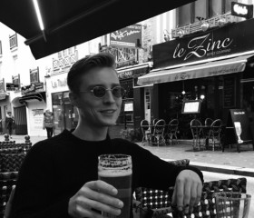 Nicolas, 28, Hem
