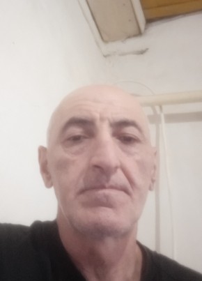 Олег из Миллерово 48 лет
