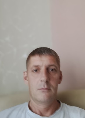 Иван из Миасса 44 года