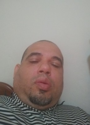 Popeye mena, 41, República de Santo Domingo, Mao