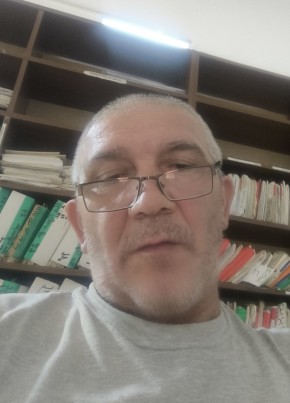 Руслан из Буйнакска 18 лет